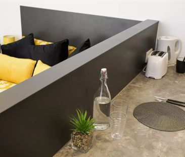 Studio Style A04 - Photo 6