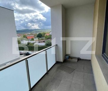 Apartament 2 camere, balcon, bloc nou, zona OMV - Fotografie 2