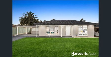 Comfort, Space, and Convenience in Cranbourne - Photo 2