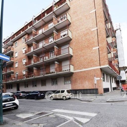 Quadrilocale in Affitto in Via Filippo Acciarini 14 a Torino - Photo 1