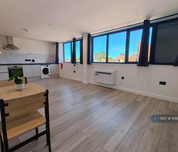 1 bedroom flat to rent - Photo 1