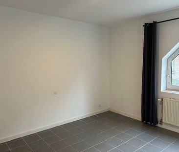 Gelijkvloers appartement op wandelafstand uit het centrum - Photo 5