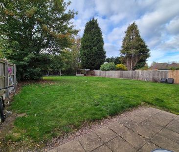 2 bedroom flat to rent - Photo 4