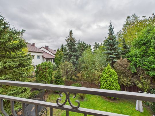 Komfortowy dom w Raszynie, blisko Janki - Photo 1