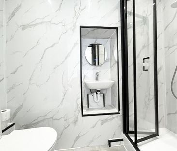 1 bedroom in a house share to rent - Photo 5