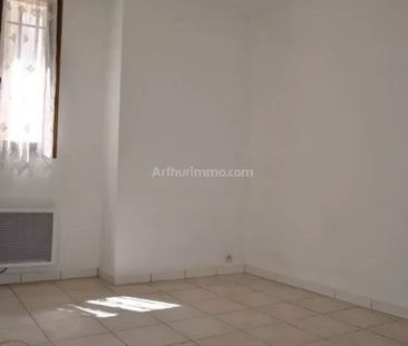 Location Appartement 2 pièces 33 m2 à Pourrières - Photo 2