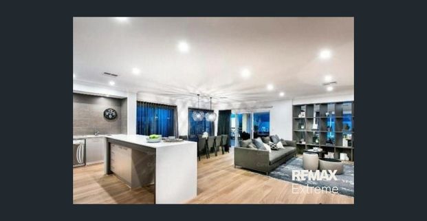 EX DISPLAY HOME! - Photo 1