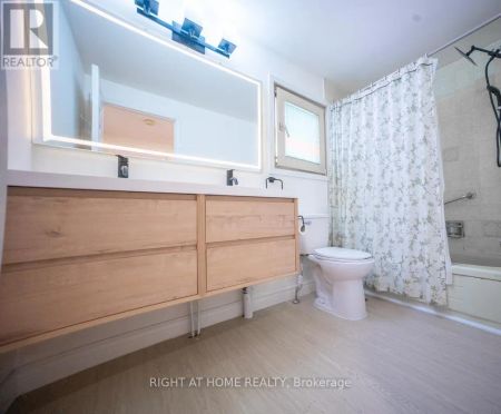 3932 RUSHTON CRESCENT - Photo 5