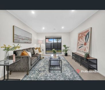 3 San Fratello Street, Clyde North, Vic 3978 - Photo 1