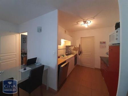 Location Appartement 3 pièces 64m² MIRAMAS 13140 - Photo 3