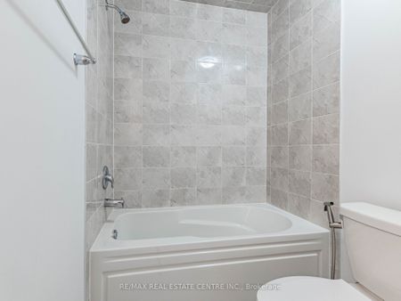 For Lease - 4031 Saida Street, Mississauga, Ontario - Photo 3