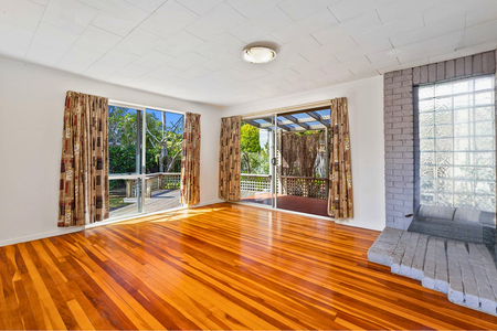 4-Bedroom Family Home in Sought-After Pinehill - Photo 3