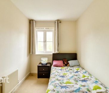 4 bedroom detached house to rent - Photo 3