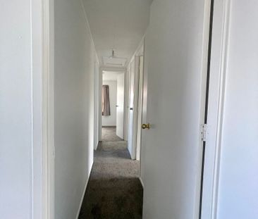 HENDERSON, 3 BEDROOMS - Photo 5