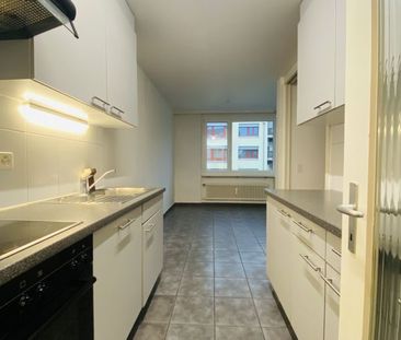 4-Zimmer Wohnung mit 2 Balkone, Lift und Keller - Foto 2
