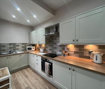 2 bedroom terraced house to rent - Photo 3