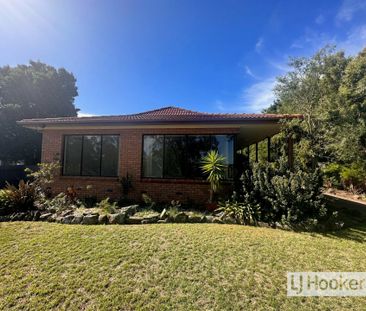 THREE BEDROOM HOME WITH WATER VIEWS - Photo 2