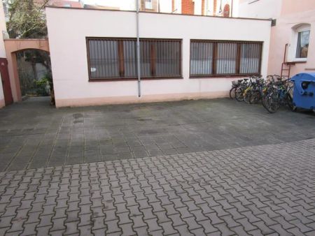 Viel Platz: 3 - 4 Zimmer Whg. im Rückgebäude Nürnberg Nähe Bahnhof / Wohnung mieten - Foto 3