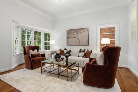 'Maison Aurelia' - Master Built Executive Home in Peaceful Estate Setting - Photo 2