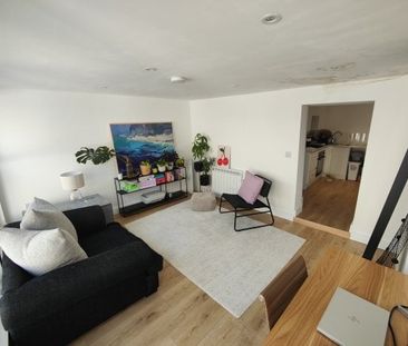 Penzance, Penzance, TR18 - Photo 1