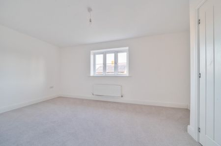 2 bedroom semi-detached house to rent - Photo 4