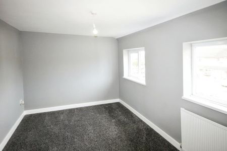 2 bedroom semi-detached house to rent - Photo 3