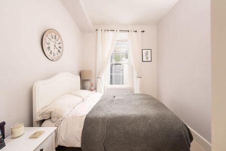 3 bedroom maisonette to rent - Photo 4