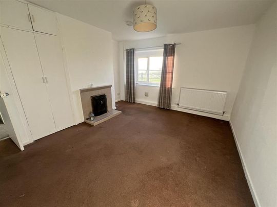 2 bedroom semi-detached bungalow to rent - Photo 1