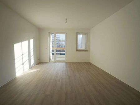 Modernes Wohnen im Neubau: 2-Zimmer mit Balkon, EBK & Top-Lage im Zentrum-Ost - Photo 2