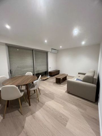 CROS DE CAGNES : Beau studio avec parking rénové - Photo 3