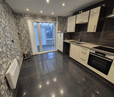 Melville Close - Photo 5