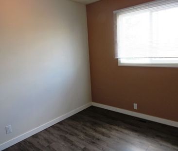 12, 5210 48 Ave - Photo 6