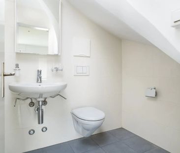 Rent a 4 ½ rooms apartment in Zumikon - Photo 6