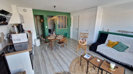 Location Appartement 1 pièce 28m² - Photo 2