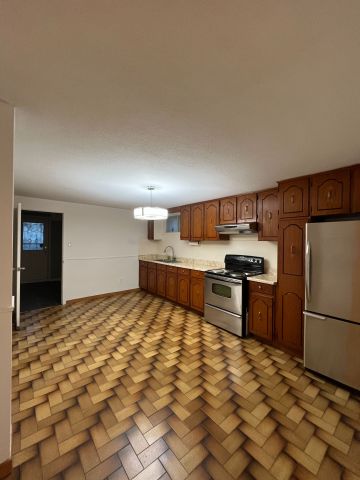 For Lease - 6 Romanway Crescent, Toronto, Ontario - Photo 4