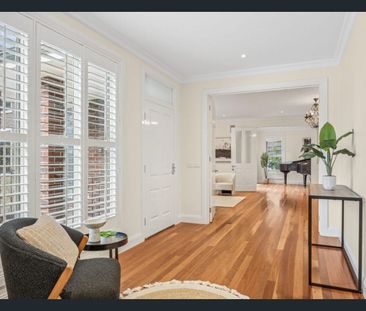 10 Karens Close, Mitcham, Vic 3132 - Photo 3