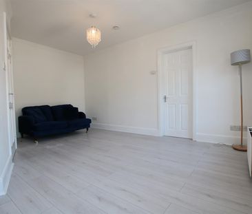 1 bed Flat for let - Photo 6