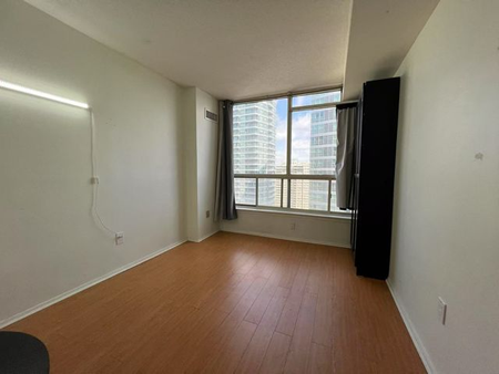 For Lease - 55 ELM Drive Unit# 1810, Mississauga, Ontario - Photo 2