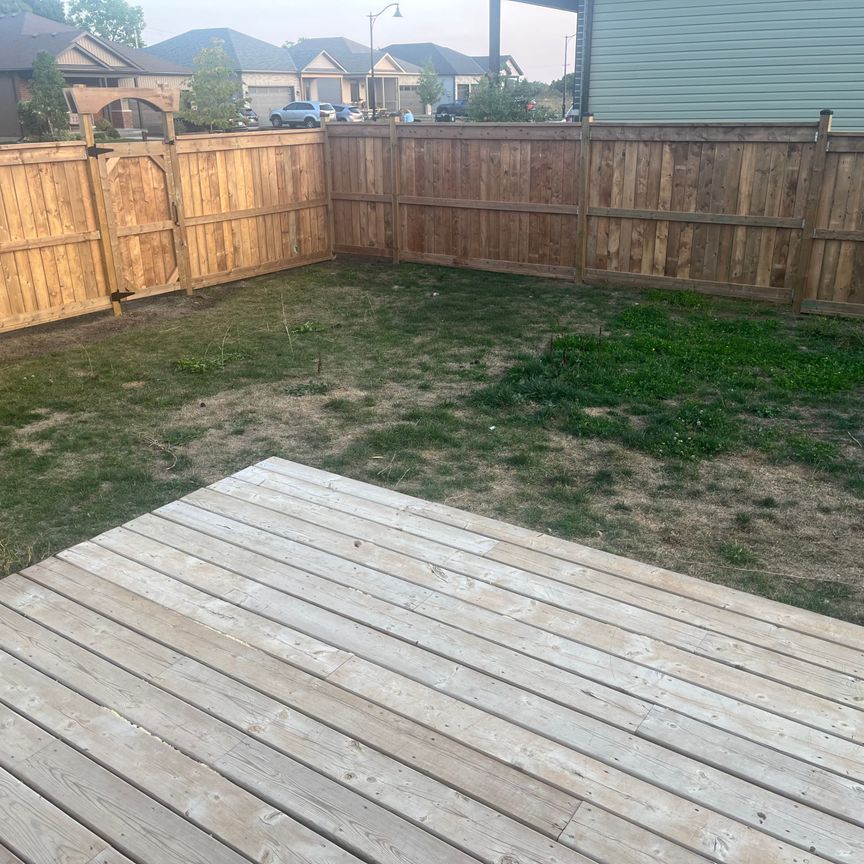 For Lease - 22 Allen Street Unit# Main, Prince Edward County, Ontario - Photo 1