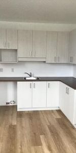 Beau 6 1/2 à louer à Verdun - Photo 3