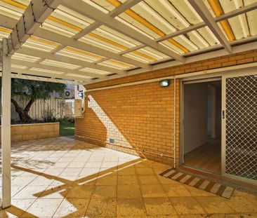 Modern Comfort & Easy-Care Living in a Prime Claremont Location - 6... - Photo 4