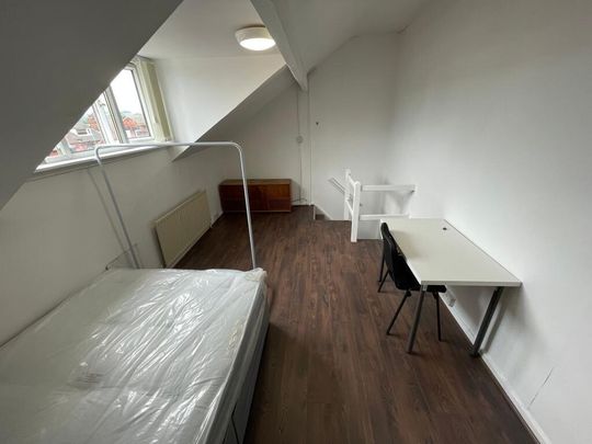 2 bedroom house to rent - Photo 1