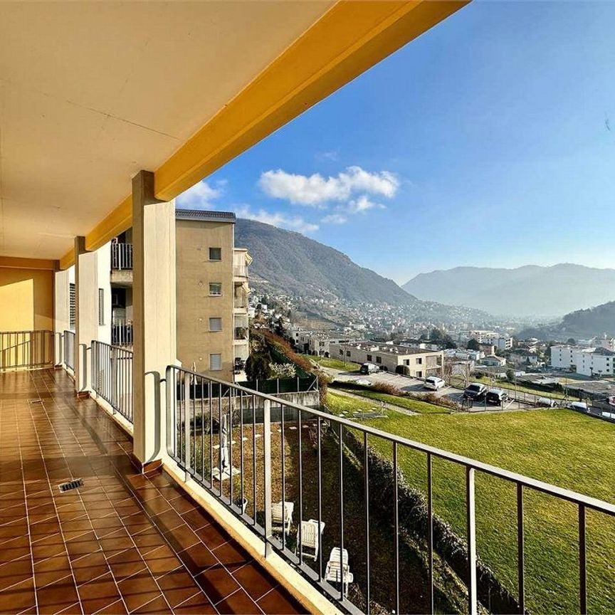 Vacallo – 3.5 room apartment with panoramic view for rent - Photo 1
