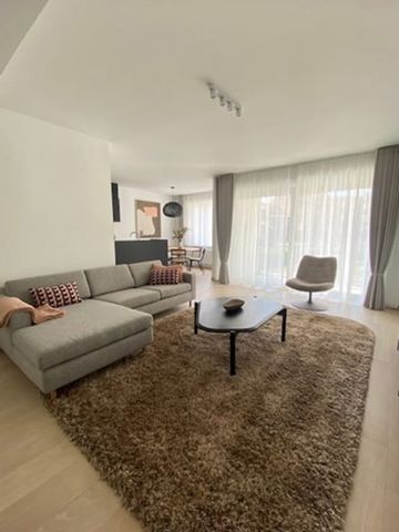 Appartement te huur - Photo 2