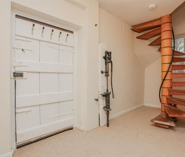 1 bedroom semi-detached house to rent - Photo 3