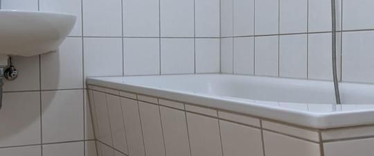 Helle renovierte Wohnung mit Balkon - Foto 1