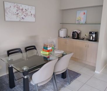 Point Cook - Photo 3