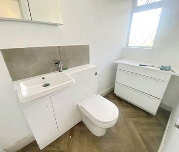 3 bedroom end of terrace house to rent - Photo 4