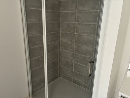 Location Appartement 2 pièces 46m² - Photo 4