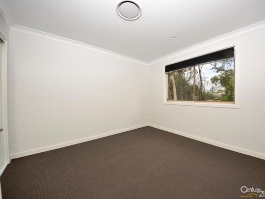 Spacious & Stylish Living in a Convenient Menai Location - Photo 1